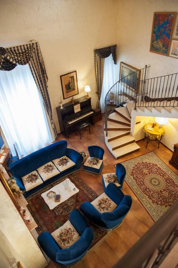 Residenza D'Oria B&B Foggia Ngoại thất bức ảnh